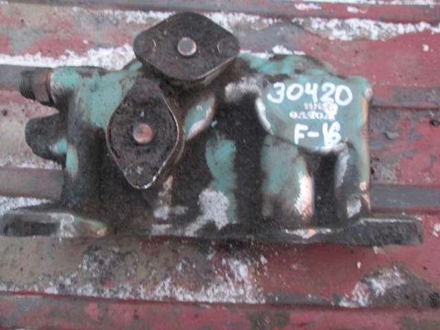 Корпус масляного фильтра Volvo F16 TD163 1543466